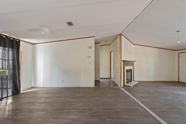 53 Pine Oak Lane, Huntsville, TX 77340