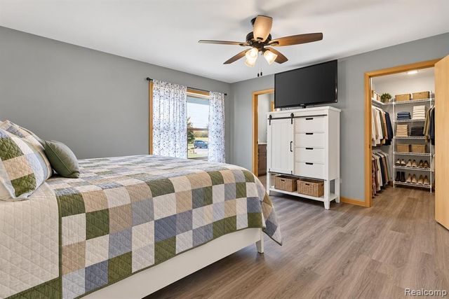 800 Mary Lee Drive, Carleton, MI 48117