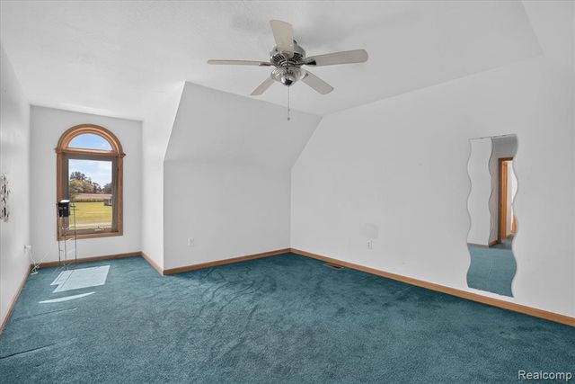 800 Mary Lee Drive, Carleton, MI 48117