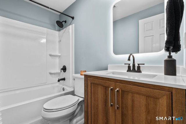 1944 Moose Hill Road, Guilford, CT 06437