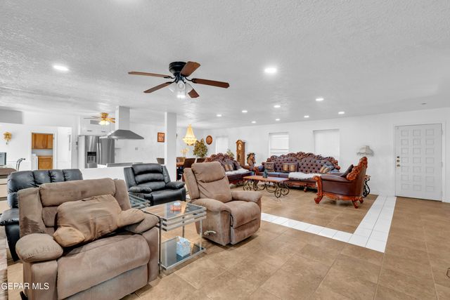 3428 MONTRIDGE Court, El Paso, TX 79904