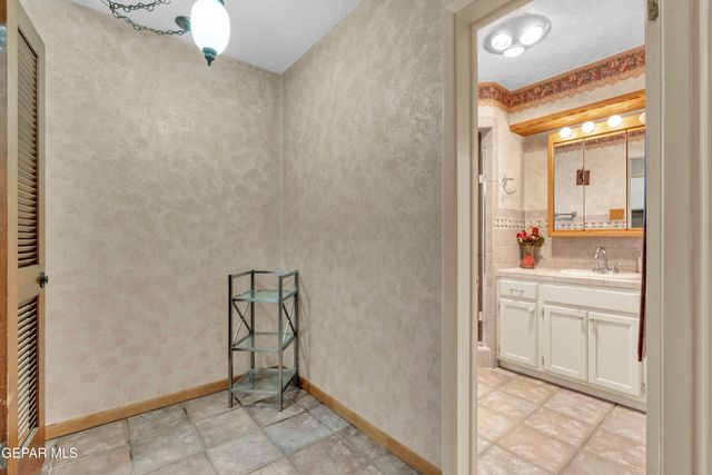 3428 MONTRIDGE Court, El Paso, TX 79904