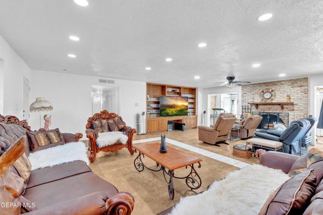 3428 MONTRIDGE Court, El Paso, TX 79904