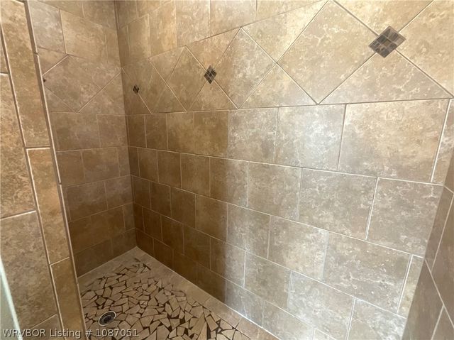 3414 Bugscuffle Road, Lavaca, AR 72941