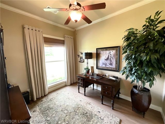 3414 Bugscuffle Road, Lavaca, AR 72941