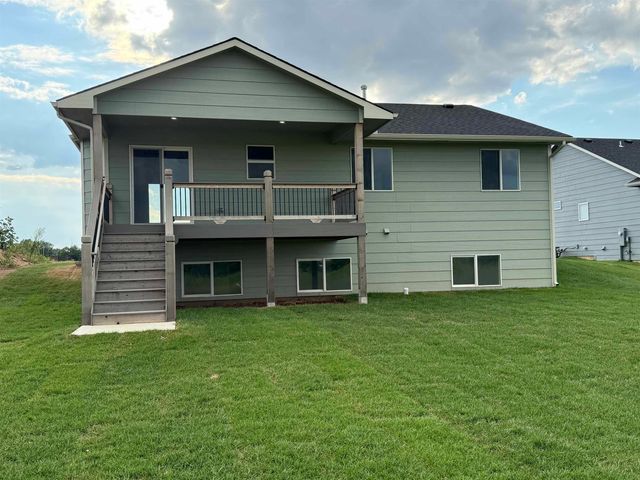 5301 W 42nd Court South, Wichita, KS 67215