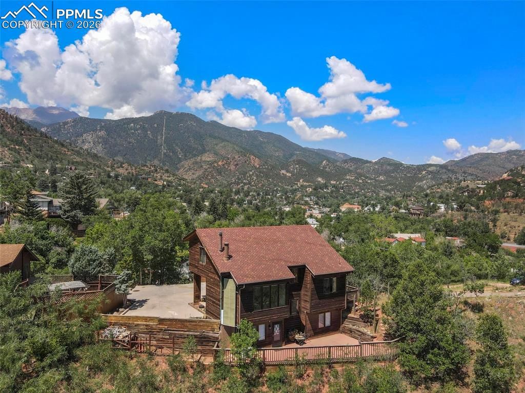 209 Peakview Boulevard, Manitou Springs, CO 80829
