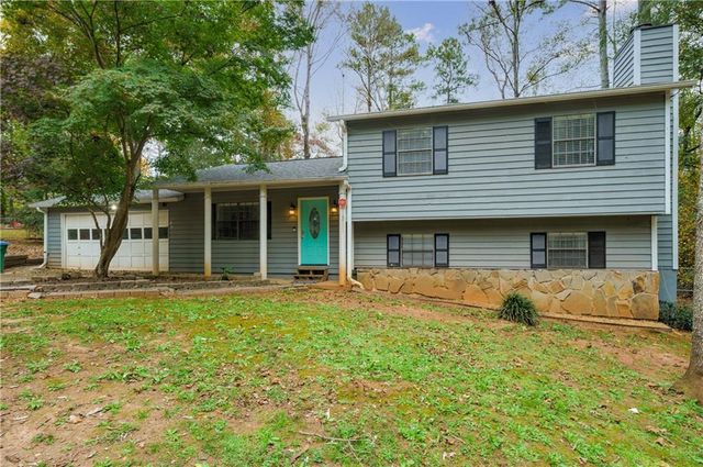 942 Cadencia SW Way, Lilburn, GA 30047