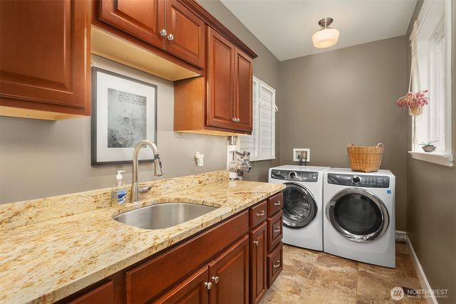 4046 Rachel Road, Clinton, WA 98236
