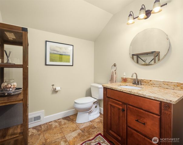 4046 Rachel Road, Clinton, WA 98236