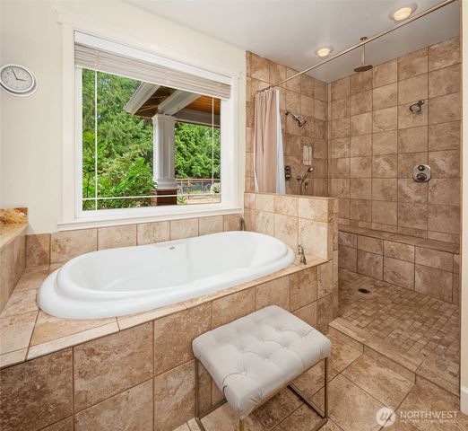 4046 Rachel Road, Clinton, WA 98236
