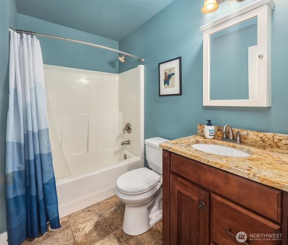 4046 Rachel Road, Clinton, WA 98236