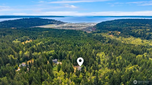 4046 Rachel Road, Clinton, WA 98236