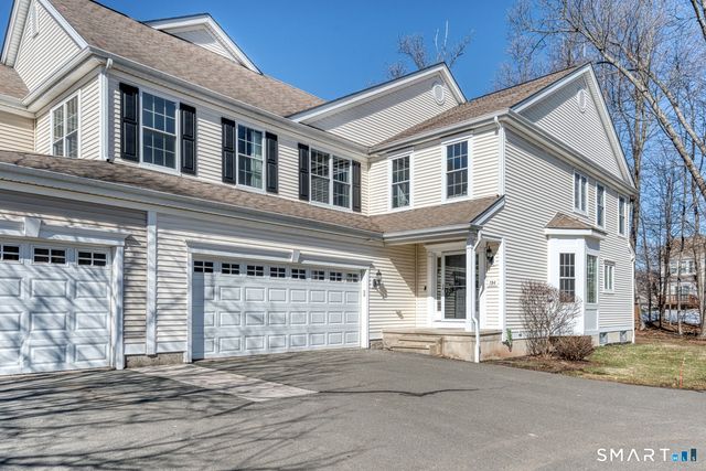 194 Sterling Drive 194, Newington, CT 06111