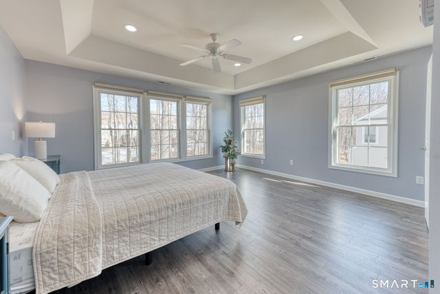 194 Sterling Drive 194, Newington, CT 06111