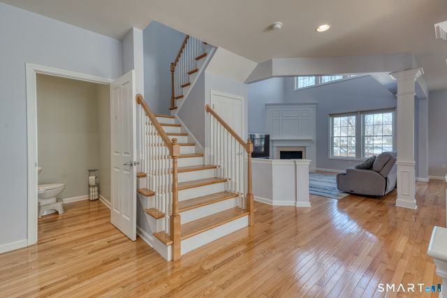 194 Sterling Drive 194, Newington, CT 06111