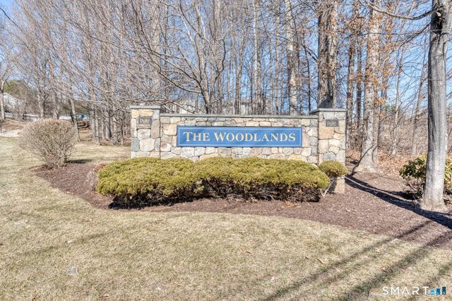 194 Sterling Drive 194, Newington, CT 06111