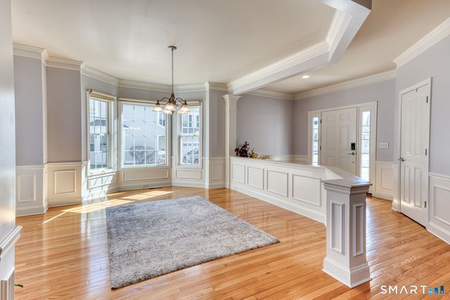 194 Sterling Drive 194, Newington, CT 06111