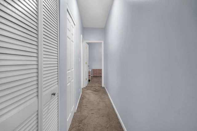 6706 S Ridgeland Avenue 3C, Chicago, IL 60649