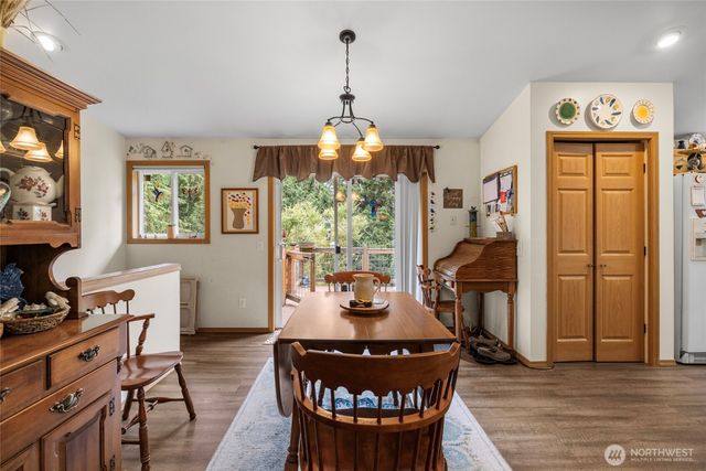654 Crest Lane, Sedro Woolley, WA 98284