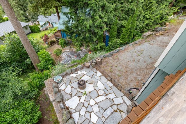 654 Crest Lane, Sedro Woolley, WA 98284