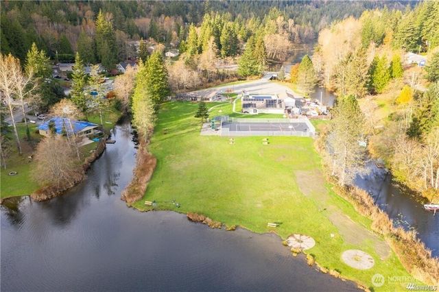 654 Crest Lane, Sedro Woolley, WA 98284