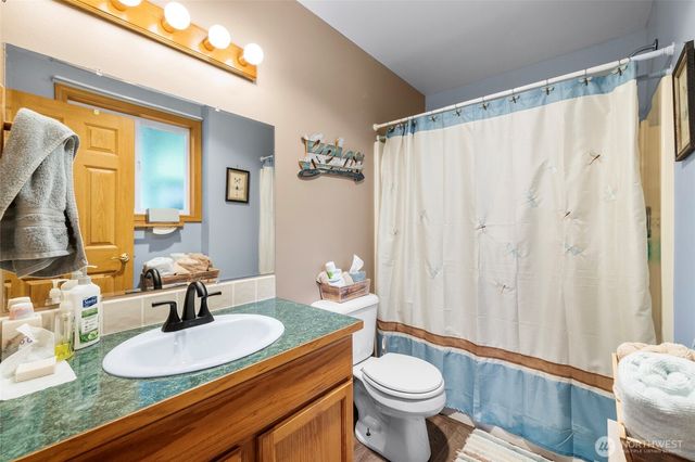 654 Crest Lane, Sedro Woolley, WA 98284