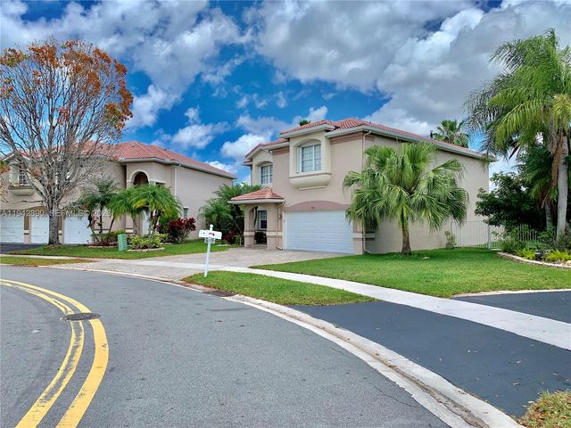 155 Granada Ave, Weston, FL 33326
