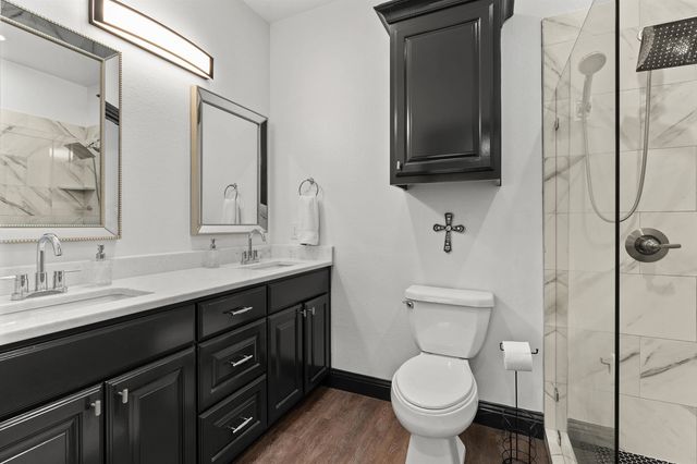 192 N Pinewood DR, Carthage, TX 75633