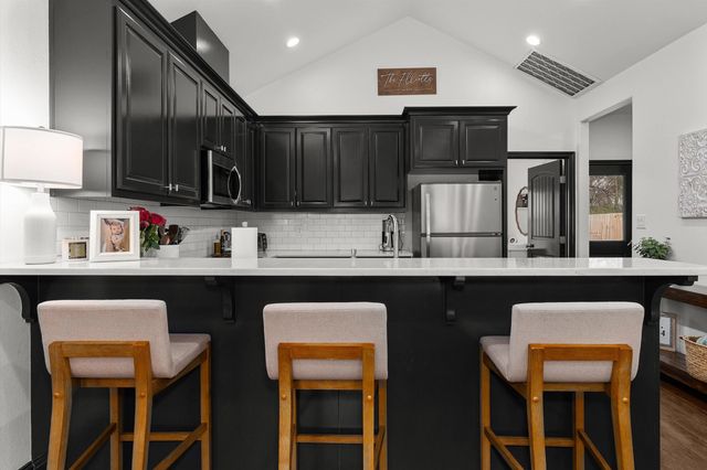 192 N Pinewood DR, Carthage, TX 75633