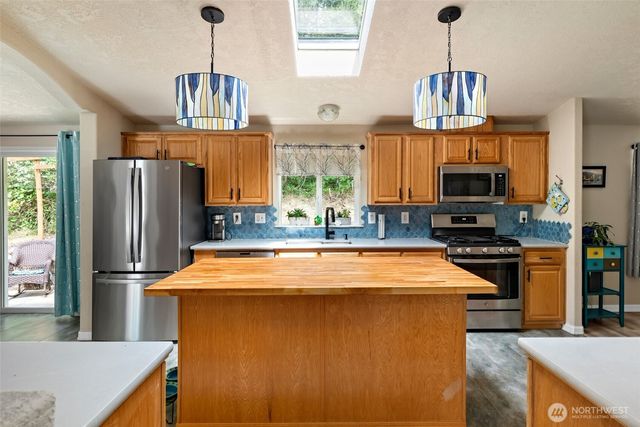 5220 Lakeside Drive, Langley, WA 98260