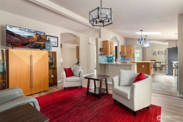 5220 Lakeside Drive, Langley, WA 98260