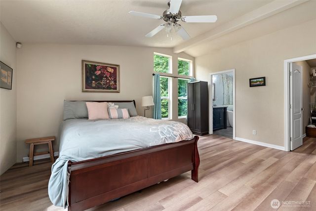 5220 Lakeside Drive, Langley, WA 98260
