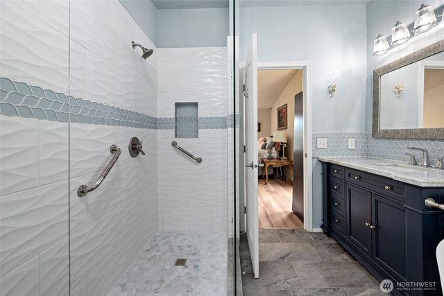 5220 Lakeside Drive, Langley, WA 98260