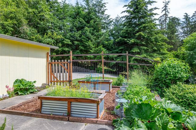 5220 Lakeside Drive, Langley, WA 98260