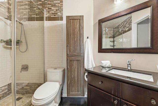 535 Pierce 5203, Albany, CA 94706