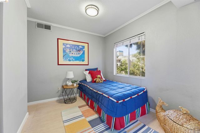 535 Pierce 5203, Albany, CA 94706