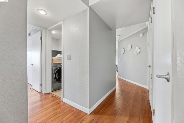 535 Pierce 5203, Albany, CA 94706