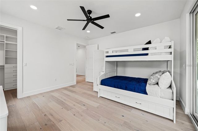 1647 SIESTA DRIVE, Sarasota, FL 34239