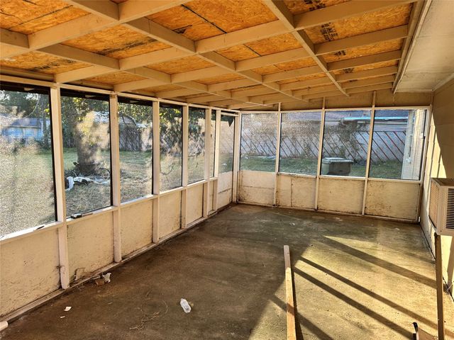 1119 Southland Park Drive, Shreveport, LA 71118