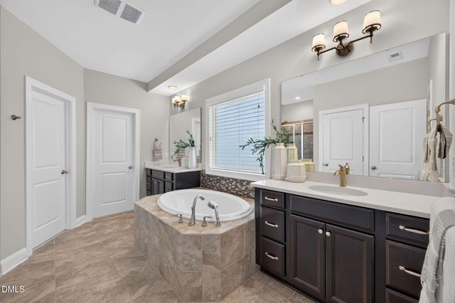 3920 Rock Rose Lane, Raleigh, NC 27612