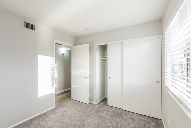 1635 E Apollo Road, Phoenix, AZ 85042