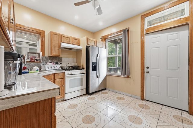 5106 W Fulton Street, Chicago, IL 60644