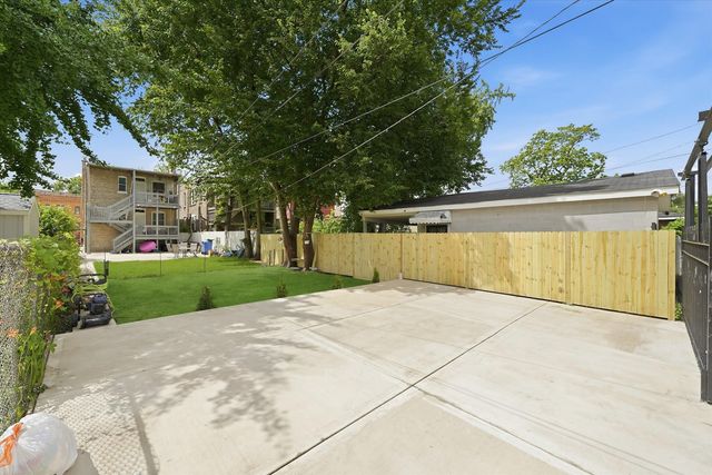 5106 W Fulton Street, Chicago, IL 60644