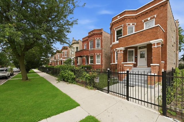 5106 W Fulton Street, Chicago, IL 60644