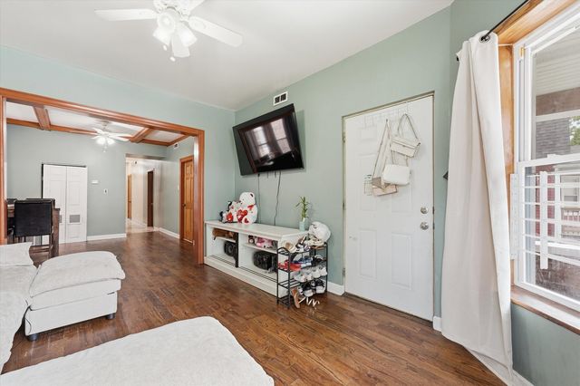 5106 W Fulton Street, Chicago, IL 60644