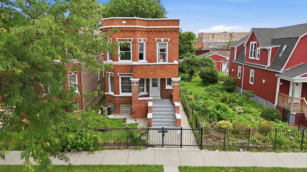 5106 W Fulton Street, Chicago, IL 60644