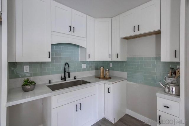 5548 Riley St, San Diego, CA 92110