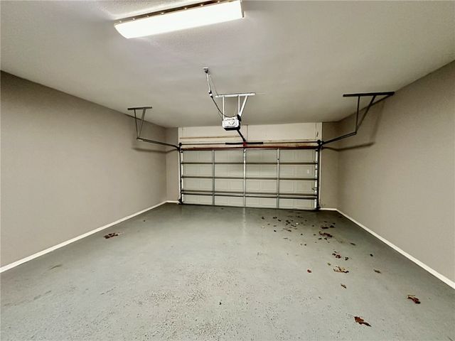 3908 SW Hawthorne Street, Bentonville, AR 72712