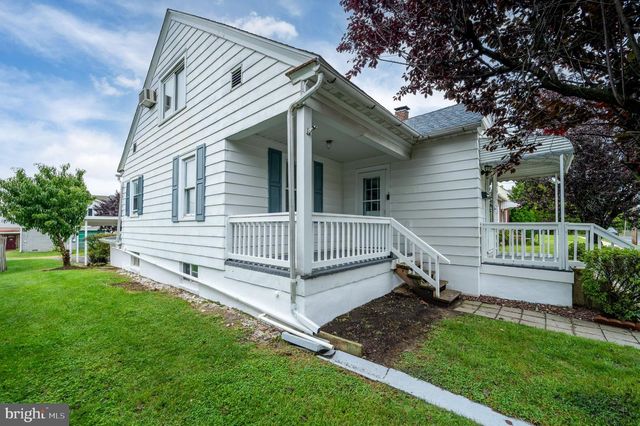 3822 RAYMOND ST, Reading, PA 19605